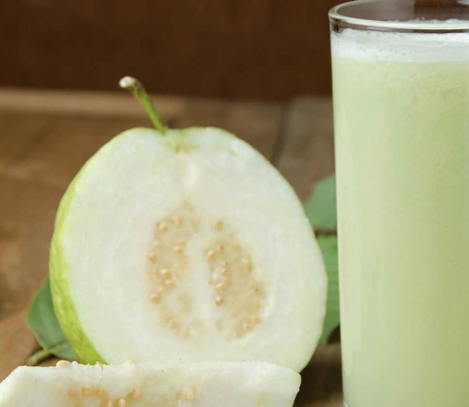 Guava juice with fresh guava
